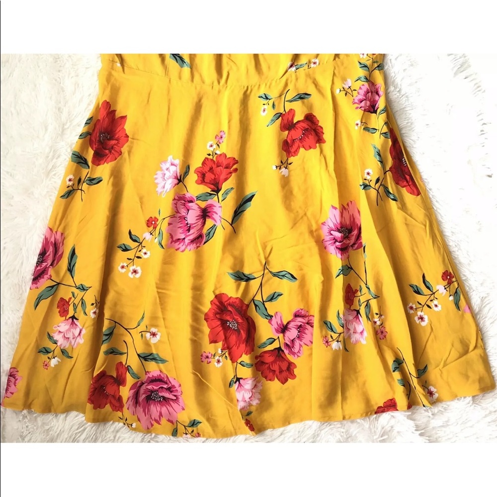 NEW Yellow Print, Fit & Flare Dress - Picture 4 of 7
